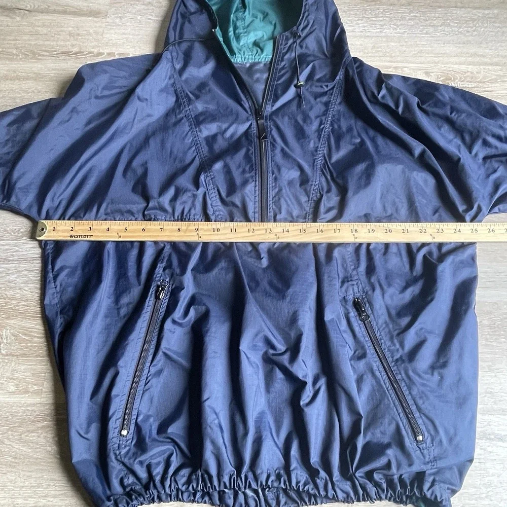 VTG Helly Hansen Navy Rain Jacket Large Windbreaker Lightweight Coat Hood 90's